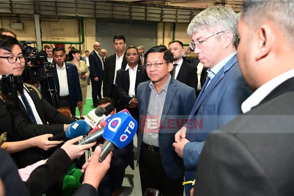SAC Chairman highlights potential cooperation between Myanmar and railway and aircraft factories in Russia’s...
