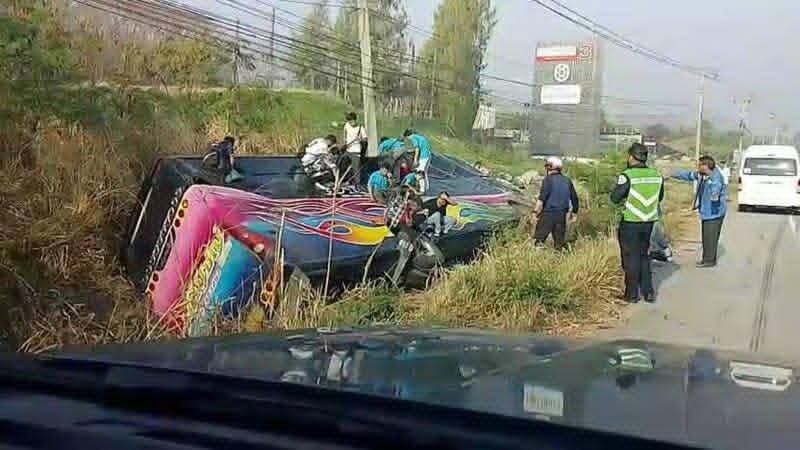 42 Myanmar workers injured in Chonburi traffic accident