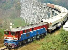 MR operates PyinOoLwin–Goteik sightseeing train on public holidays, attracting large passenger demand
