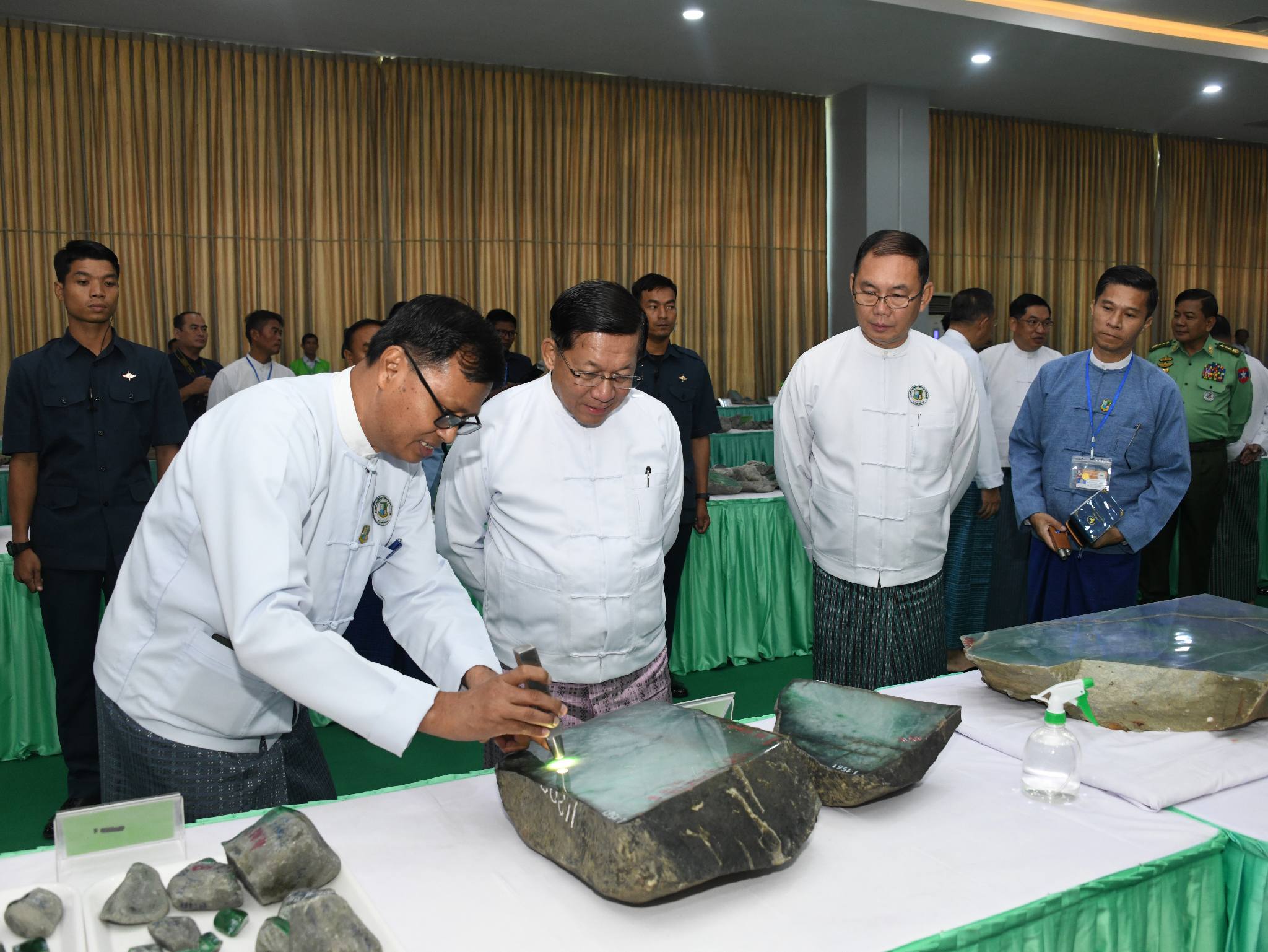 60th Myanmar Jade and Gems Emporium opened in Nay Pyi Taw