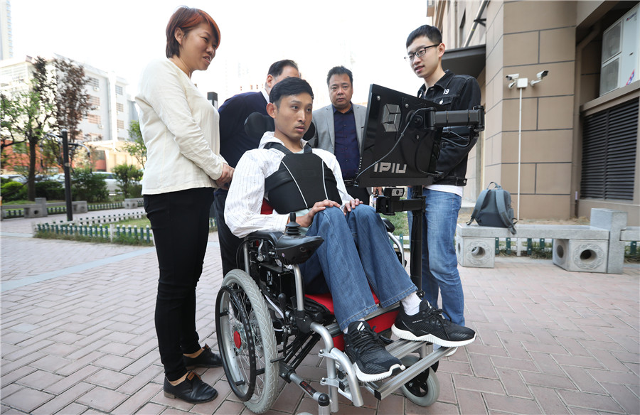 wheelchair als patients eye chinadaily cn chen driven asianewsnetwork developed university science technology china defence eleven
