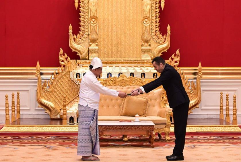 Algerian ambassador presents credentials to Myanmar’s interim President