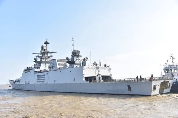 Indian Navy Chief-led delegation and two Indian Naval ships depart Myanmar after friendship...