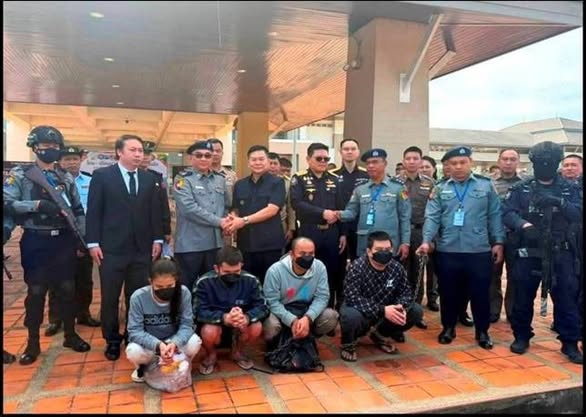 Myanmar hands over three drug fugitives and one illegal entrant to Thailand