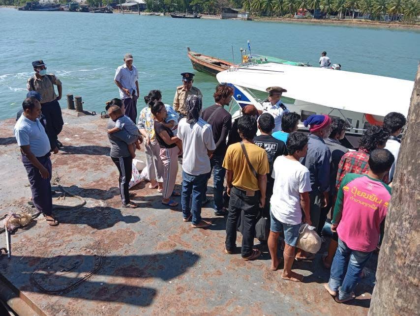 77 Myanmar migrant workers repatriated from Thailand to Kawthaung via Ranong