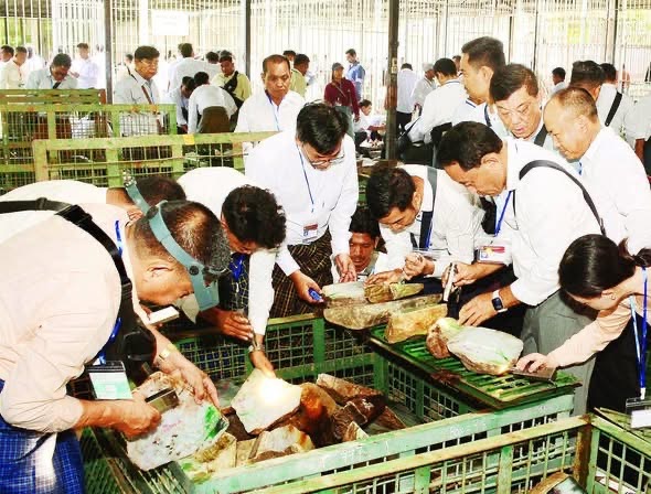 695 jade lots sold on eighth day of 60th Myanmar Gems Emporium