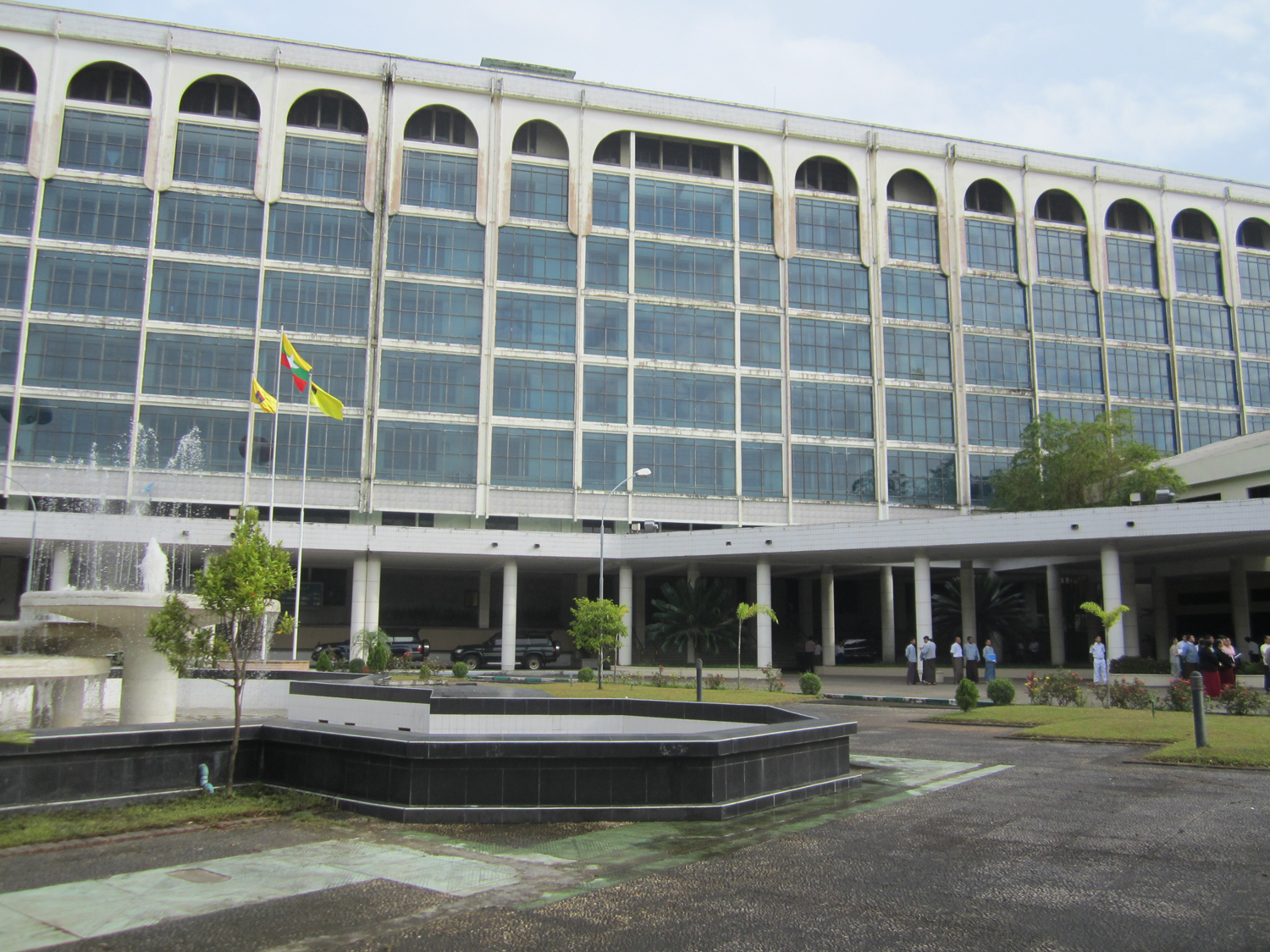 Foreign banks’ branches to grant loans in local currency CBM Eleven