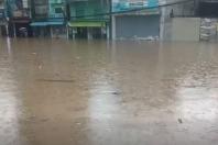 Flooding in front of Tamway Yuzana housing estate following heavy rainfall on the evening of September 7. (Photo: CJ)