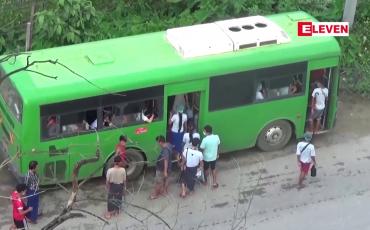 Embedded thumbnail for စက်ရုံ၊ အလုပ်ရုံများမှ ဝန်ထမ်းများကို ပုဂ္ဂလိက လုပ်ငန်းရှင်များနှင့်ပူးပေါင်းပြီး COVID-19 စစ်ဆေးခြင်းနှင့် ကျန်းမာရေးအခြေအနေမှတ်တမ်းတင်ပြီး QR Code ဖြင့်စစ်ဆေးရန် ရန်ကုန်တိုင်းအစိုးရအဖွဲ့စီစဉ်နေ 