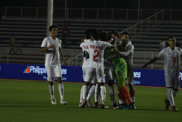 Myanmar U-22 players celebrates a win over Cambodia (Photo-Aung Myo Thant)