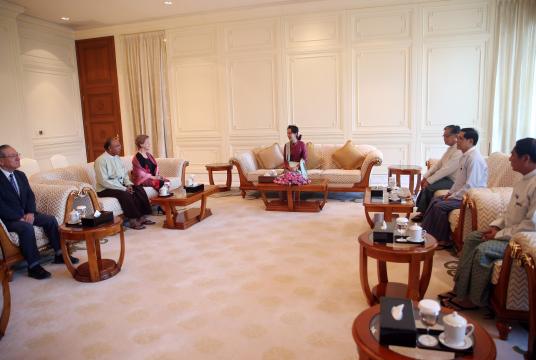 State Counsellor Daw Aung San Suu Kyi meets the ICOE's Chairperson Rosario G. Manalo and party on January 20. (Photo-Myanmar State Counsellor Office)