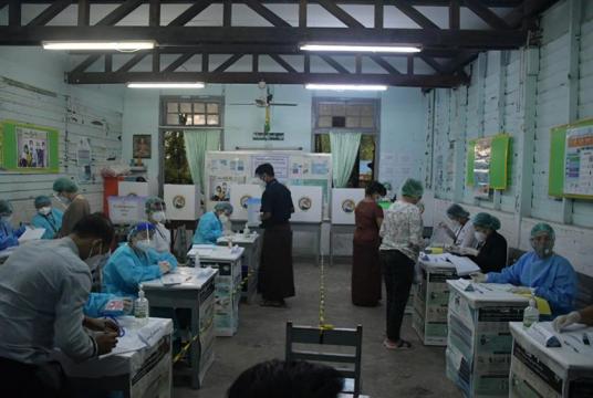 A polling station in Dagon Township on November 8th (Photo-Kyi Naing)