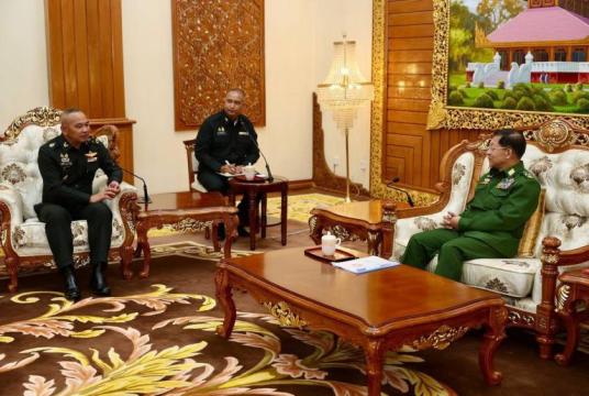The SAC chairman meets with chairman of the Advisory Board of the Office of the Commander-in-Chief of the Royal Thai Army 