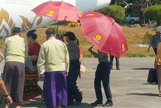 Dr Le Le Maw being seen at Dawei Airport yesterday afternoon (Photo-Zaw Moe Oo)