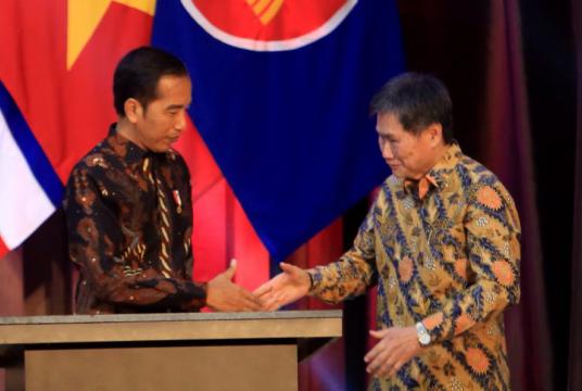 President Joko Widodo and ASEAN secretary General Lim Jock Hoi during the inauguration of the new ASEAN secretariat building in Jakarta, August 8, 2019. The Inauguration was held in conjunction with the 52nd anniversary of ASEAN. (JP/Seto Wardhana) 
