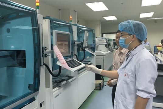 Digitisation of the healthcare sector is important to better serve patients, but hacking by cybercriminals is a grave risk, and great efforts are needed to keep patient information secure. — Photo tuyengiao.vn