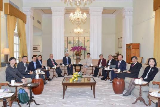 The Council of the Hong Kong Laureate Forum's board members meet at Government House. (PHOTO / HKSAR GOVERNMENT)