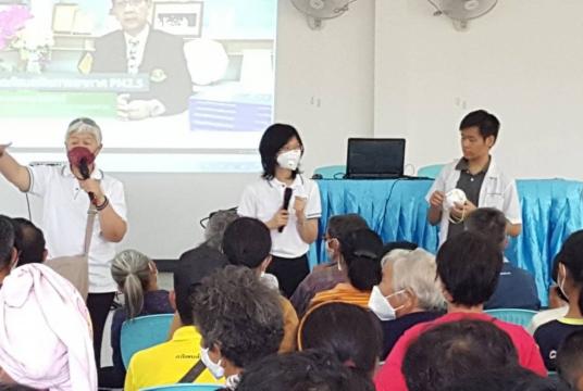 Residents get free health checks in Yangmoen, Chiang Mai, as part of the Clean Room initiative launched by Chiang Mai University (CMU), Suan Dok Hospital Foundation and the Clean Air for All group to build safe refuges from smog in the province./The Nation
