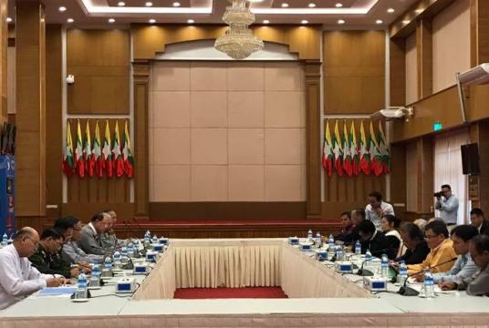 Government, NCA signatories hold informal talks on February 13 in Nay Pyi Taw (Photo- Myo Win Facebook page) 