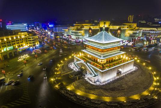 An aerial view of the Bell Tower, buildings and streets at night in Xi'an city, Northwest China's Shaanxi province, March 9, 2018. [Photo/IC]