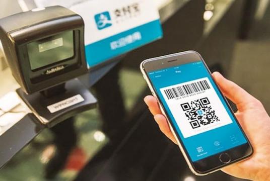 Alipay, the online and mobile payment platform operated by Ant Financial Services Group, is gaining momentum after launching AlipayHK, a version dedicated to local currency payments in Hong Kong. (PHOTO PROVIDED TO CHINA DAILY)