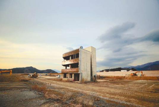 Ruins of a building that survived the 2011 Great East Japan Earthquake in Rikuzentakata, Iwate Prefecture/Japan News-Yomiuri Photo