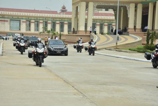 A motorcade of the President returning from the Union Parliament after taking presidential oath on March 30, 2016. (Photo-Kyaw Zin Win)