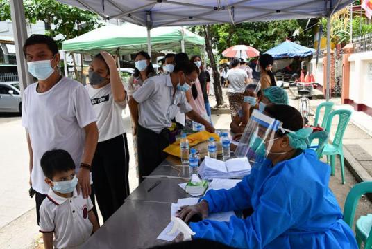 Health workers carried out COVID-19 Contact Tracing in Thingangyun Township in September (Photo-Kyi Naing)