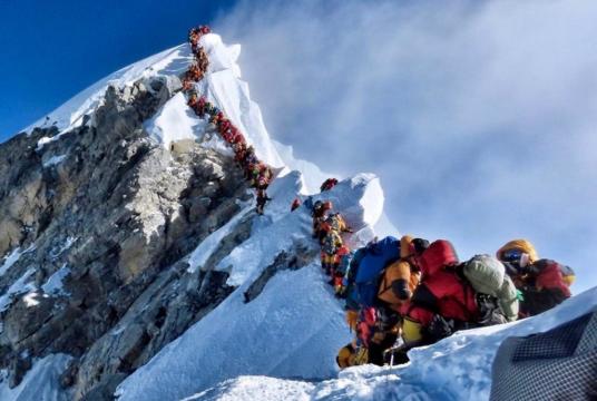 Wednesday saw the highest numbers of climbers attempt for the summit, creating a heavy traffic jam. (Photo: Nirmal Purja on Twitter)