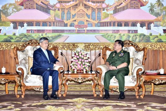 Senior General Min Aung Hlaing and Chinese ambassador for Myanmar (Photo-Office of the Commander-in-Chief of the Defence Services)