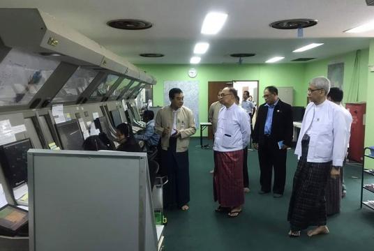 Union Minister inspected the Air Navigation Safety Division in Yangon International Airport.
