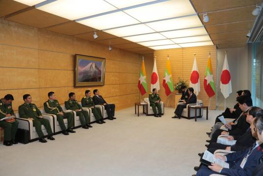 Japanese Prime Minister received Senior General Min Aung Hlaing (Photo-Office of the Commander-in-Chief of the Defence Services)