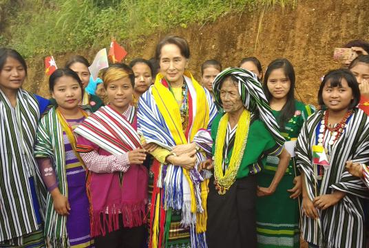 State Counsellor Aung San Suu Kyi and locals took a group photo (Photo-Than Win Naing)