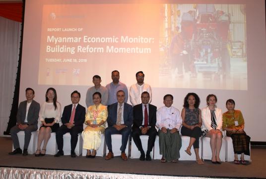 Gevorg Sargsyan, World Bank’s country head for Myanmar (front row, 5th from left), and Hans Anand Beck, lead economist at World Bank Myanmar (front row, 6th from left) (Photo-Khine Kyaw, Myanmar Eleven)