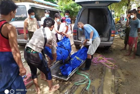 Photo shows the dead bodies arriving at Yesagyo 