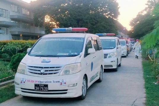 Ambulances seen in Mandalay Region to take Covid-19 patients to hospitals (Photo-Yin-bat-tu Nyi-naung Rescue Team) 