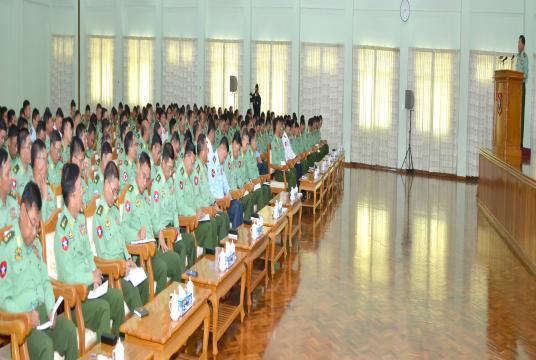 Commander-in-Chief of Defence Services Senior General Min Aung Hlaing meets with senior officer trainees at National Defence College on October 8.
