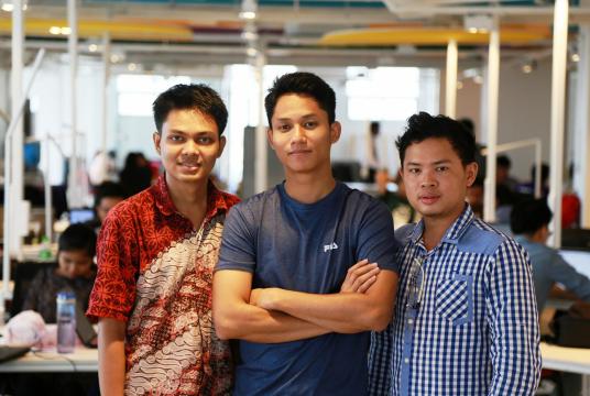 Moe Htet, co-founder and chief executive of Shwe Bite,(middle) with other two co-founders