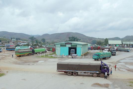 The photo shows Muse border trade zone. (Photo-Tun Nay Hlaing)