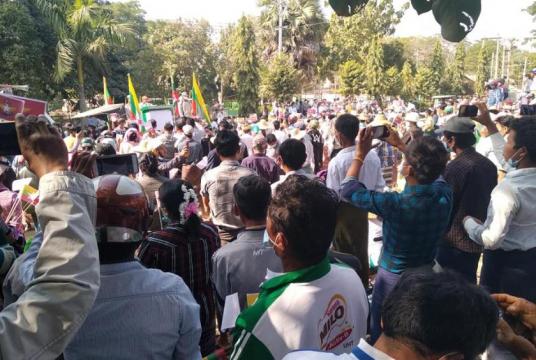 Protest in progress in Yesagyo (Photo-Thein Lwin Facebook) 