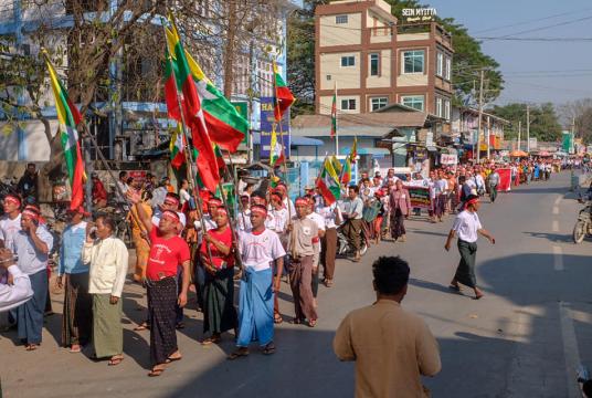 Thousands of people stage protest in support of joint committee for charter change in Sagaing.