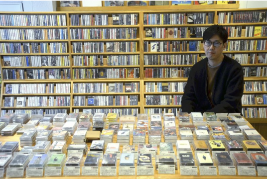 Waltz owner Taro Tsunoda says he only plays cassettes at his music shop in Nakameguro, Tokyo./The Japan News