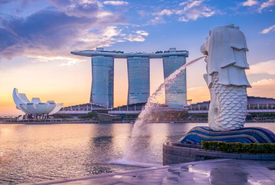 Indonesia ranks second after China as the largest contributor of tourists to Singapore. (Shutterstock/Richie Chan) 