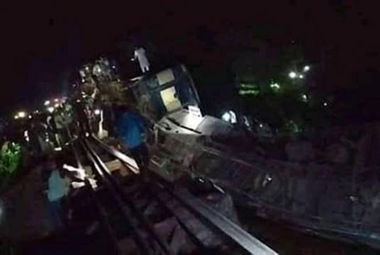 At least five people are killed and over 150 injured as an intercity train derails at Baramchal in Kulaura upazila of Moulvibazar tonight, Sunday, June 24, 2019. Photo taken from Traffic Alert/ Facebook