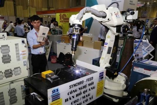 Advanced technologies like artificial intelligence are important elements of Industry 4.0. — VNA/VNS Photo Trần Việt 