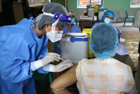 Those aged 65 and above receiving Covid jabs on February 5 (Photo-Aung Myo Thant) 