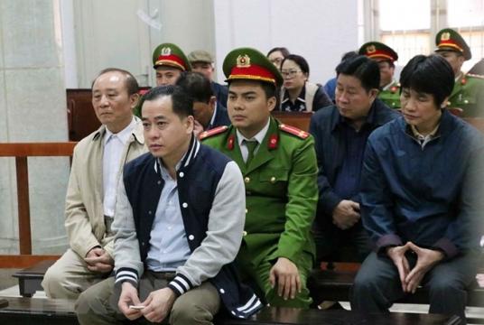 Phan Văn Anh Vũ (front row) and his accomplices at the court. — VNA/VNS Photo Văn Điệp