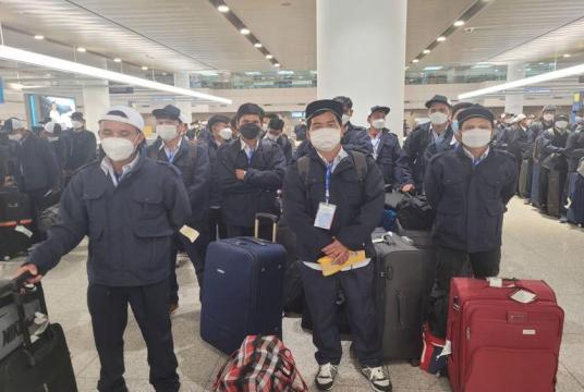 Caption:  Myanmar workers who arrived at Incheon International Airport in Korea on January 31. (Photo: Myanmar Embassy in Korea's  Facebook )