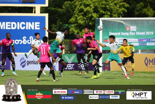 Sagaing Utd and Yangon Utd play the first leg of semifinal of General Aung San Knockout Shield. (Photo-MNL)