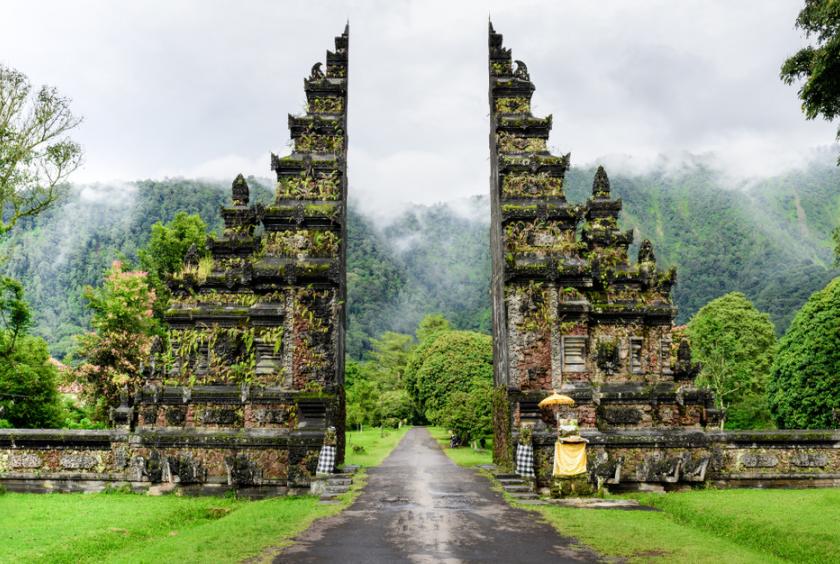 indonesia tourist per year